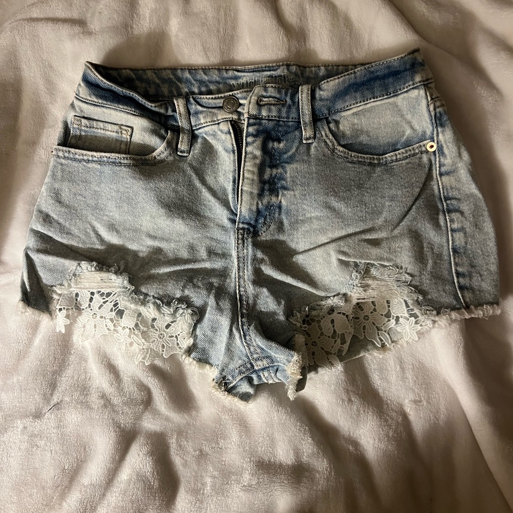 Shorts with lace detailing